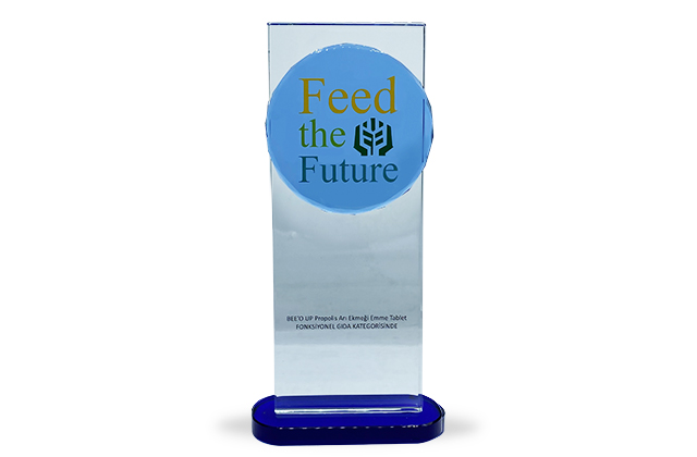 Güvenilir Ürün Platformu tarafından düzenlenen Güvenilir Ürün Zirvesi’nde BEE’O UP Propolis Arı Ekmeği Emme Tablet, Fonksiyonel Gıda kategorisinde ödüle layık görüldü!